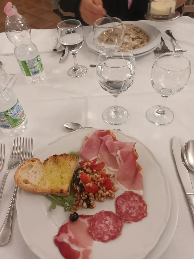 Ristorante Villa Verde_Rivotorto_slider_image_3