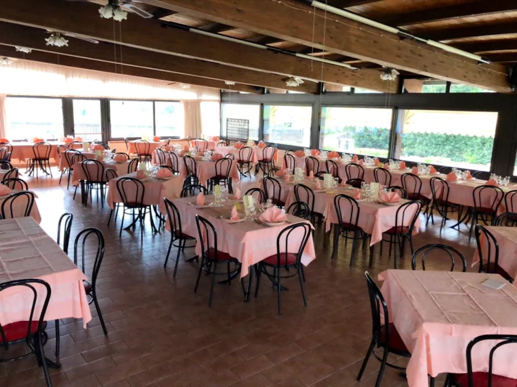 Ristorante75 restaurant in Rivotorto