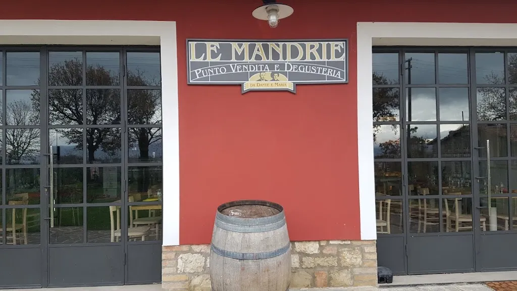 Da Dante e Maria - Punto vendita e Degusteria Le Mandrie restaurant in Rivotorto