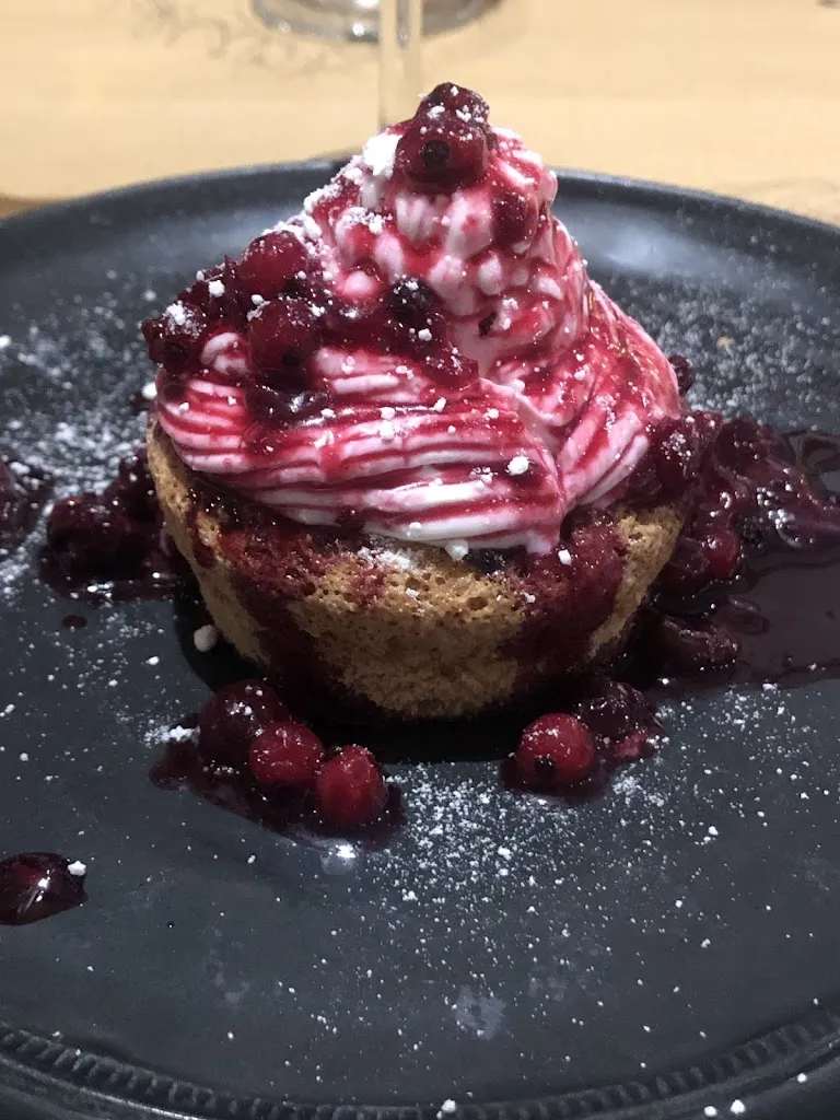 Damy Andrade_Sissy Pub Antonello Di Selvi_San Giustino_review