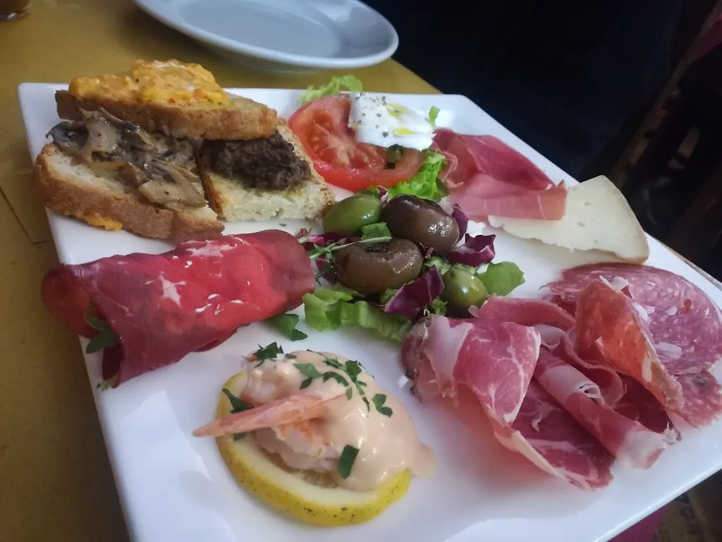 Noemi G._Dedalo S.a.s._San Giustino_Bewertung