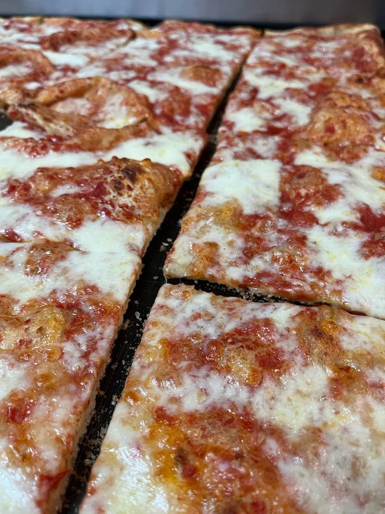 Lo Snoopy Pizza Al Taglio Di Pagliardini Ubaldo_San Giustino_slider_image_2