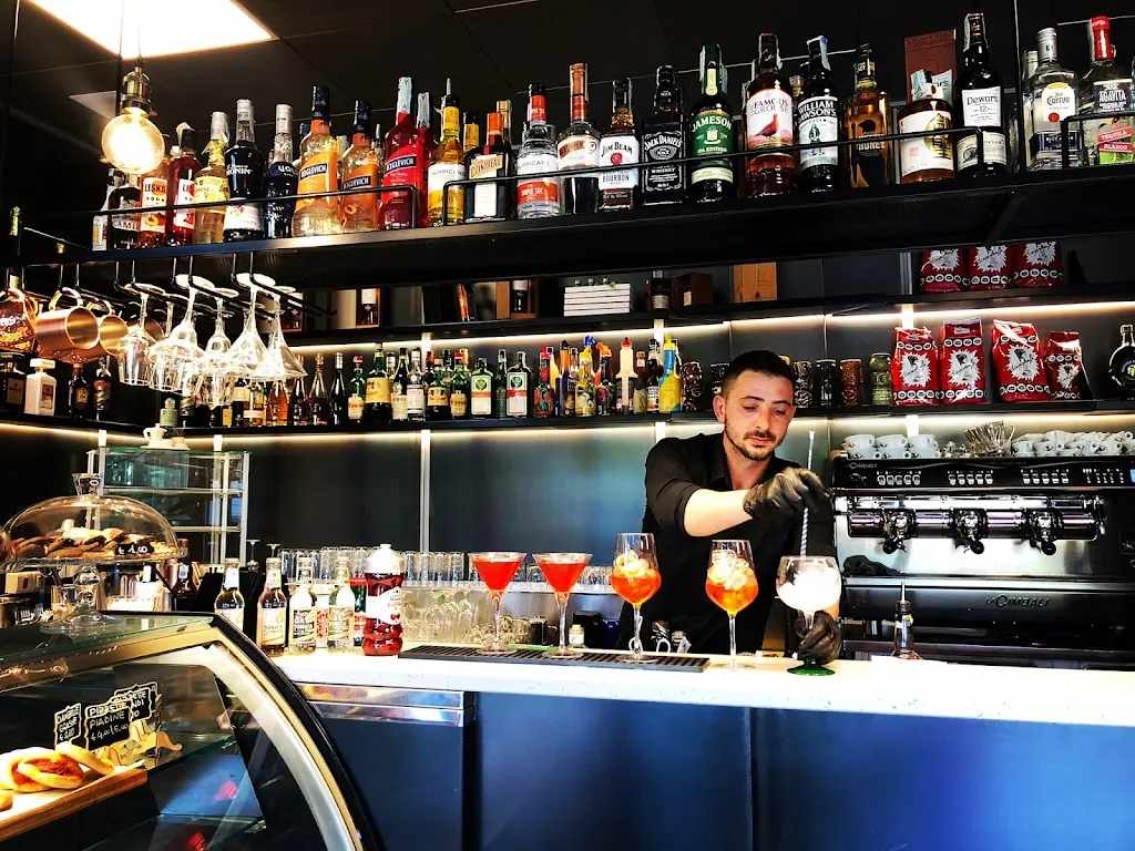 Cardinale Cocktail Bar restaurant in San Gemini