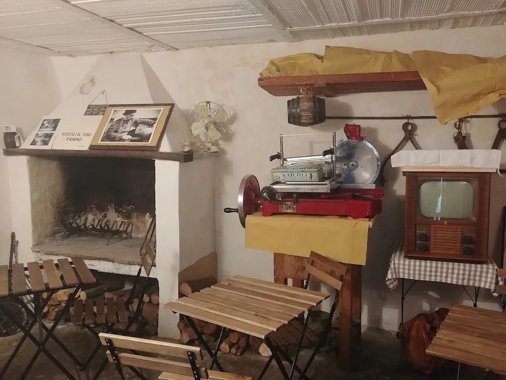 Alimenti di Qualità dal 1974 - Porchetta cotta a legna_San Gemini_slider_image_2