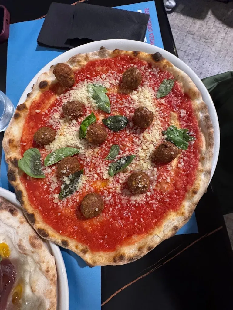 Federica Palumbo_VICÉ - pizza croccante_Nardò_review