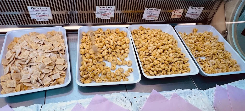 Punto Pasta_Semonte-Casamorcia_slider_image_1