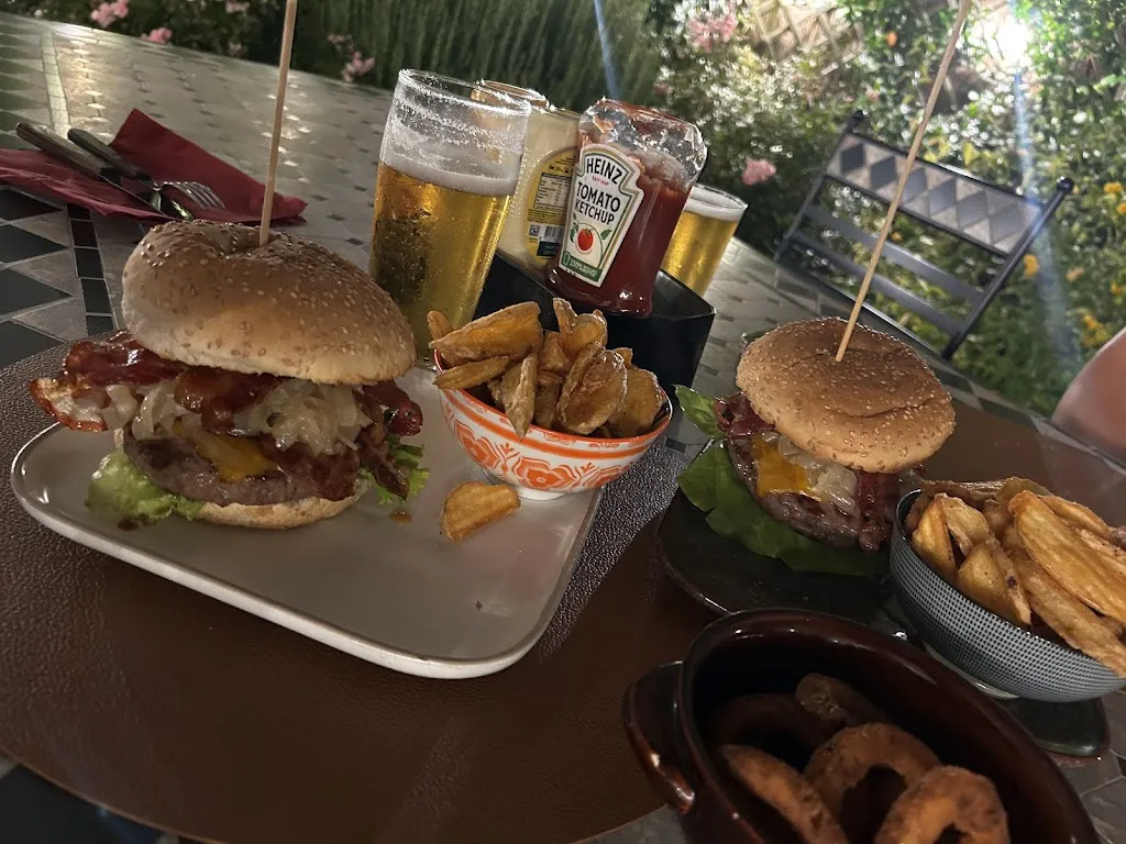 Santamaria Pizzeria_Selci-Lama_slider_image_3