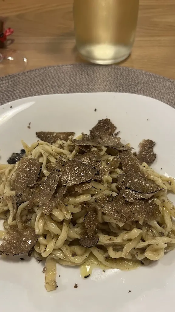 Andrea Yang_Antico Grottino_Scheggino_review