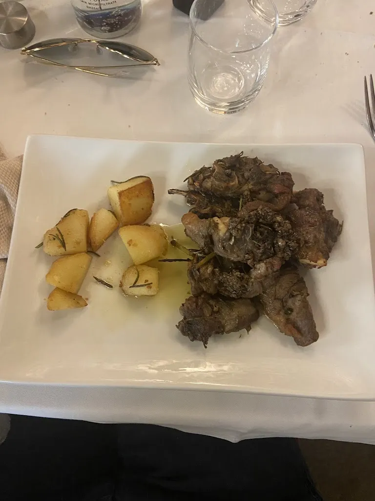 Ristorante Locanda del Cavaliere_Scheggino_slider_image_1