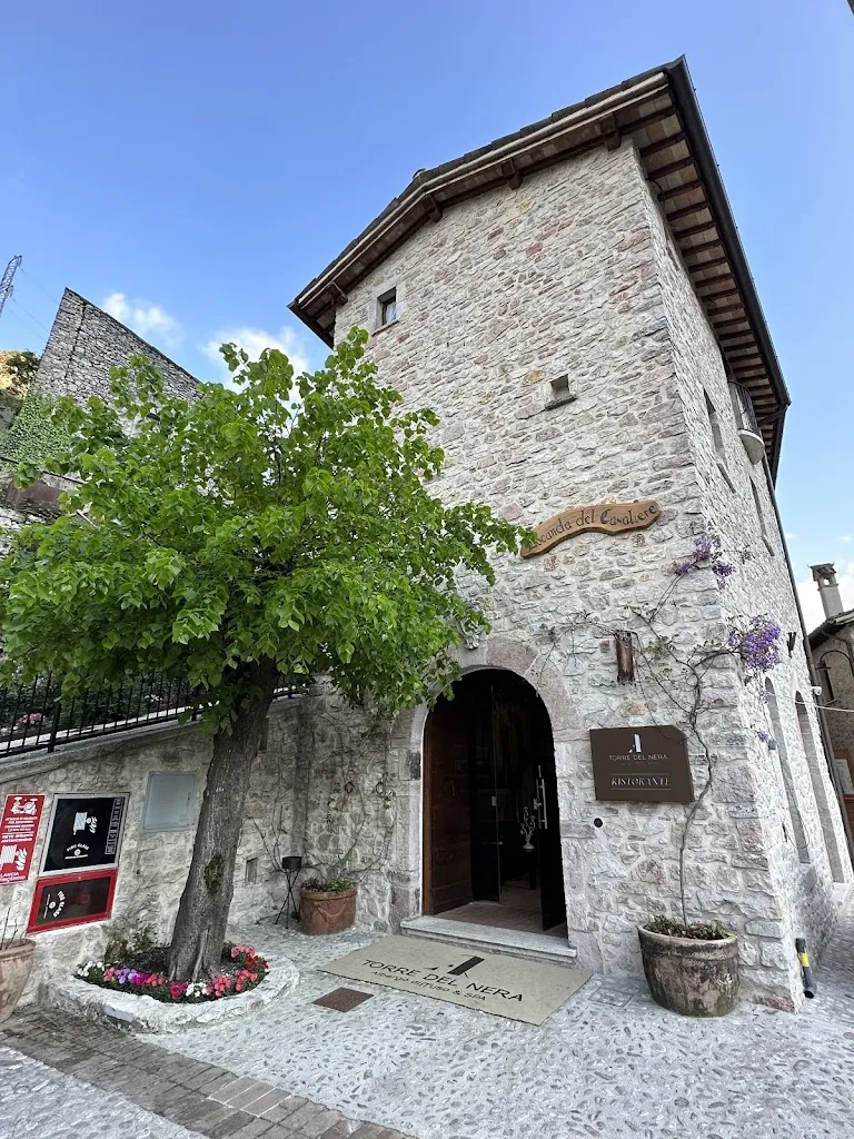 Ristorante Locanda del Cavaliere_Scheggino_slider_image_2