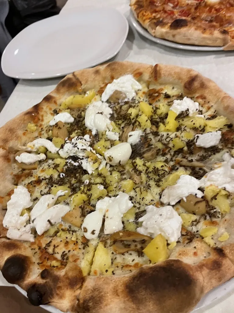 Balsone del lupo restaurant in Sigillo