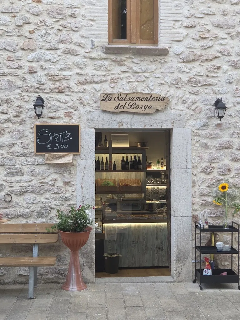 La salsamenteria del borgo_Sellano_slider_image_2