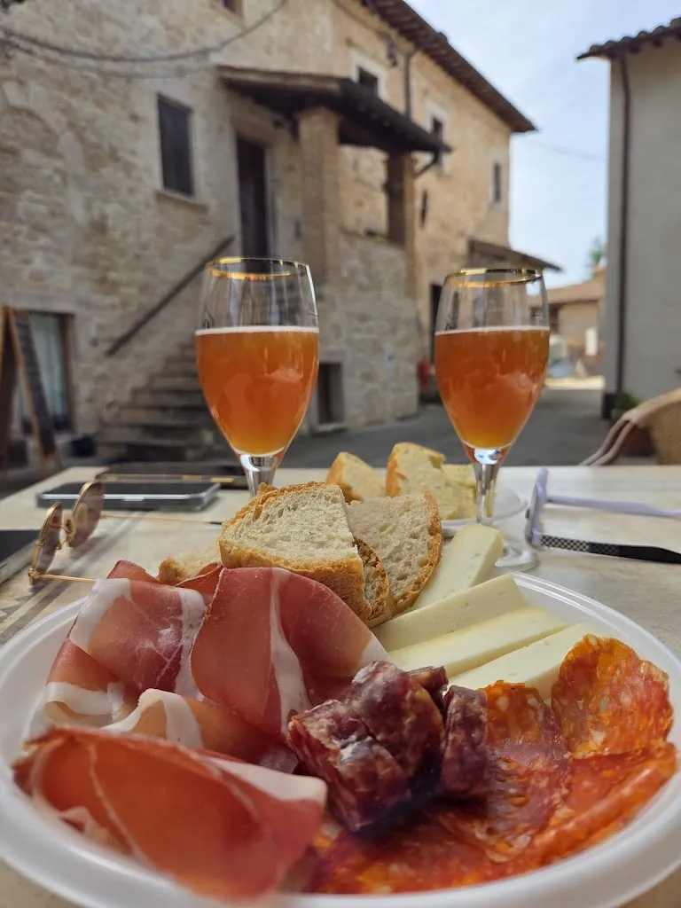 La salsamenteria del borgo_Sellano_slider_image_3