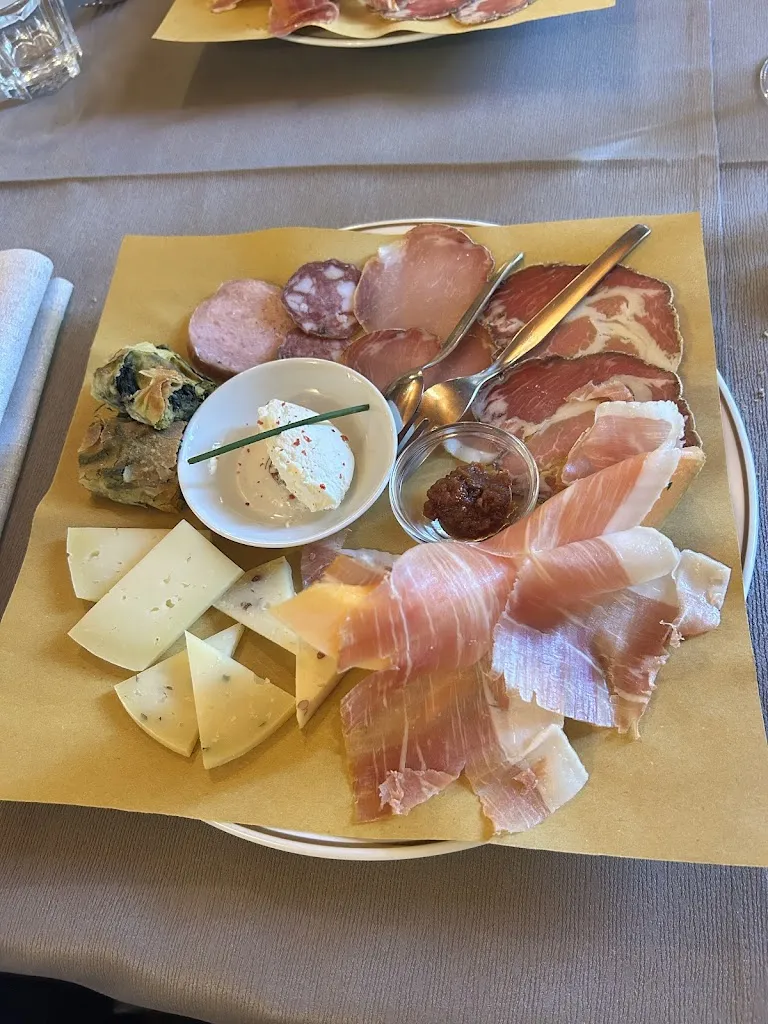 Alessandra_ristorante casaletto_Sellano_review