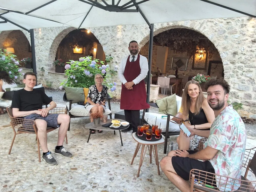 Bess Loss_Convento di Acqua Premula - Residenza d'Epoca_Sellano_review