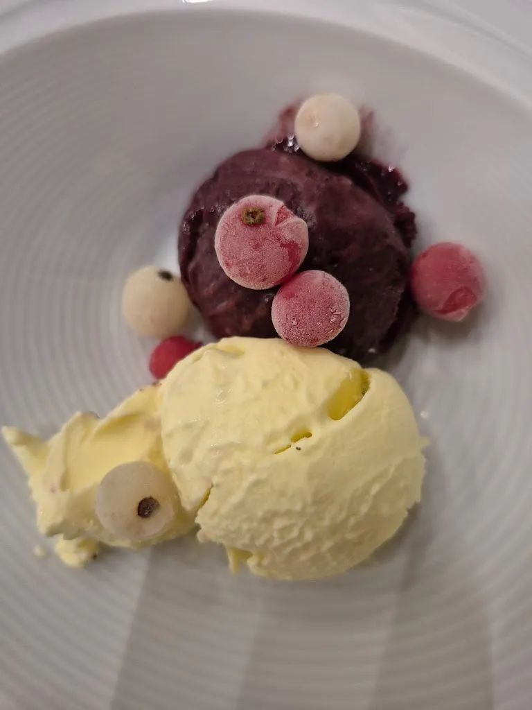 Ilan Goldstein_Castello di Postignano_Sellano_review