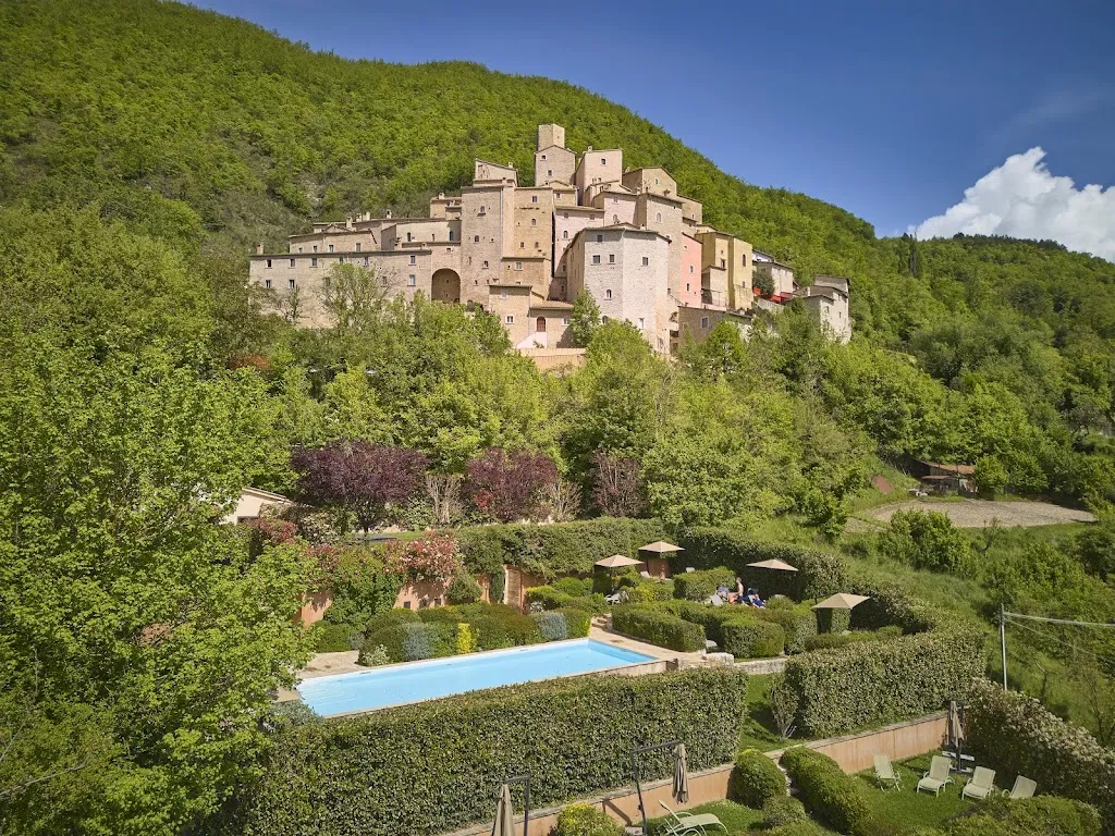 Castello di Postignano_Sellano_slider_image_3