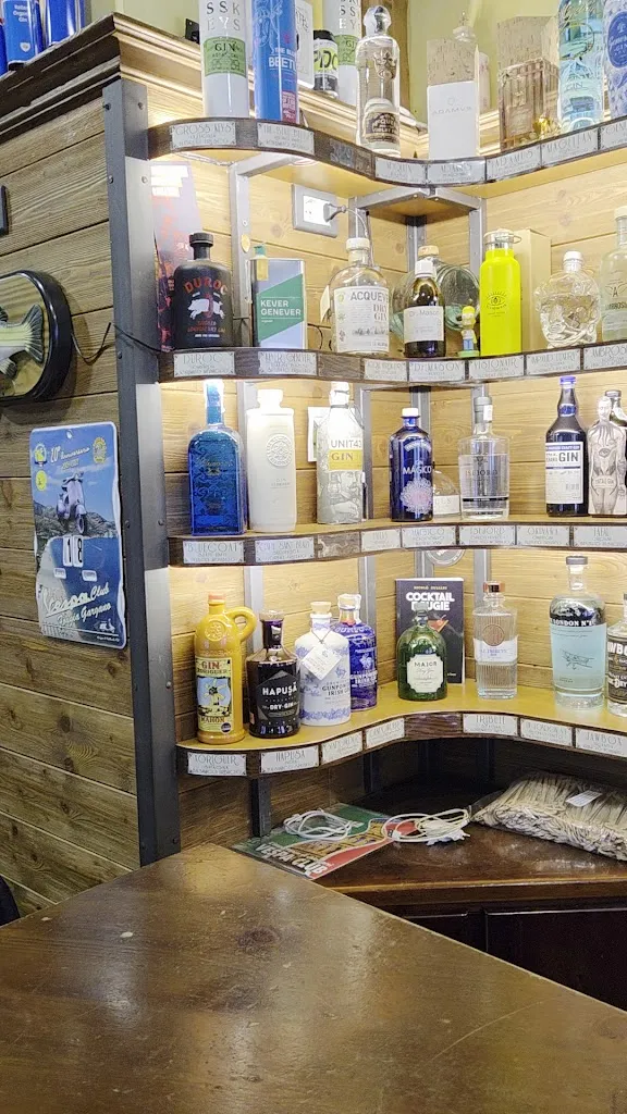 Pierpaolo Pecoraro_Alex Saloon Birreria Artigianale, Gin e Toniche_Castel di Sangro_review