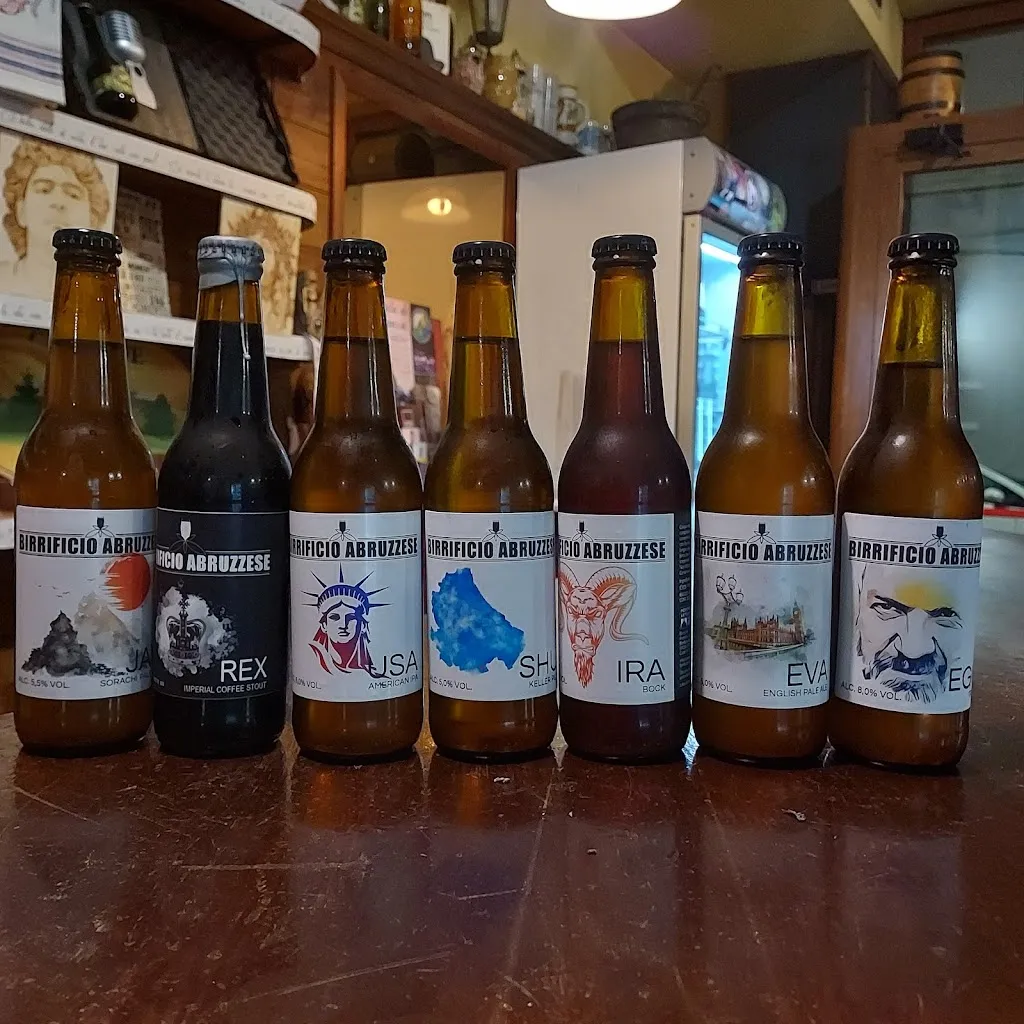 Alex Saloon Birreria Artigianale, Gin e Toniche_Castel di Sangro_slider_image_3