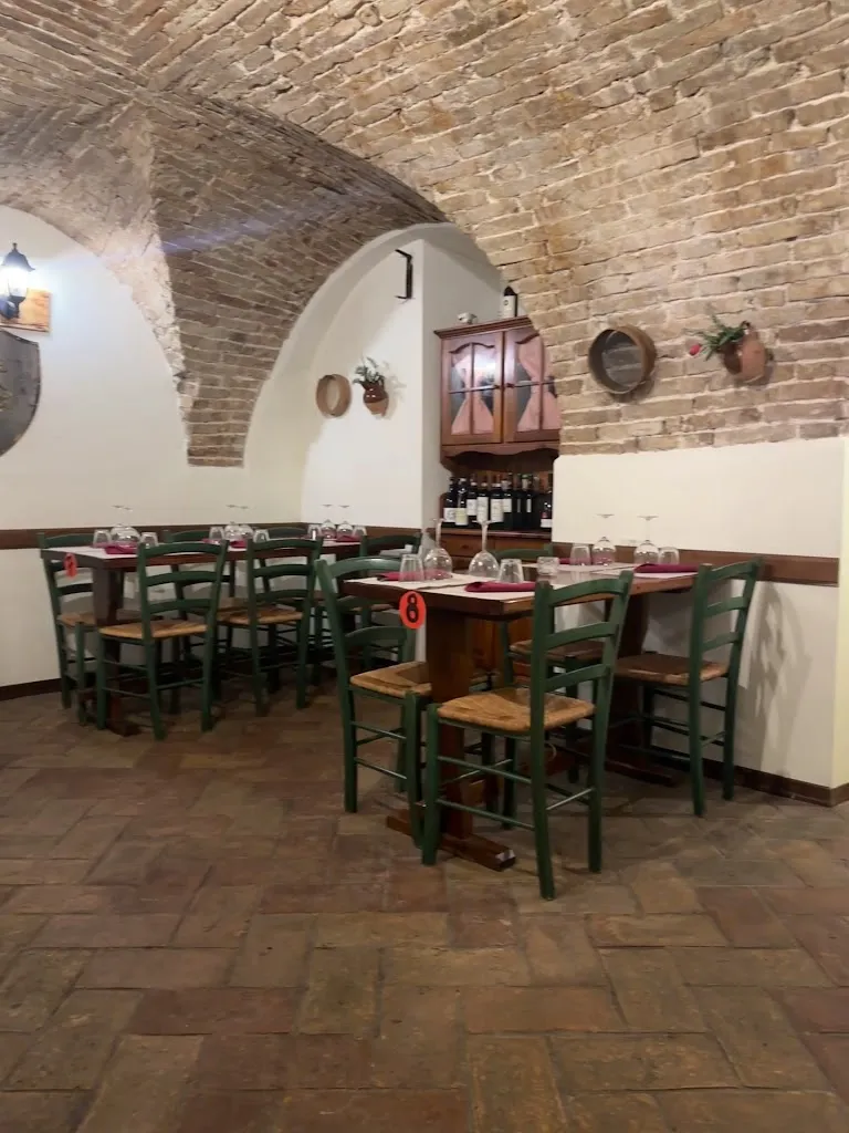 La Grotta dello Spuntino - Trattoria pizzeria_Stroncone_slider_image_2