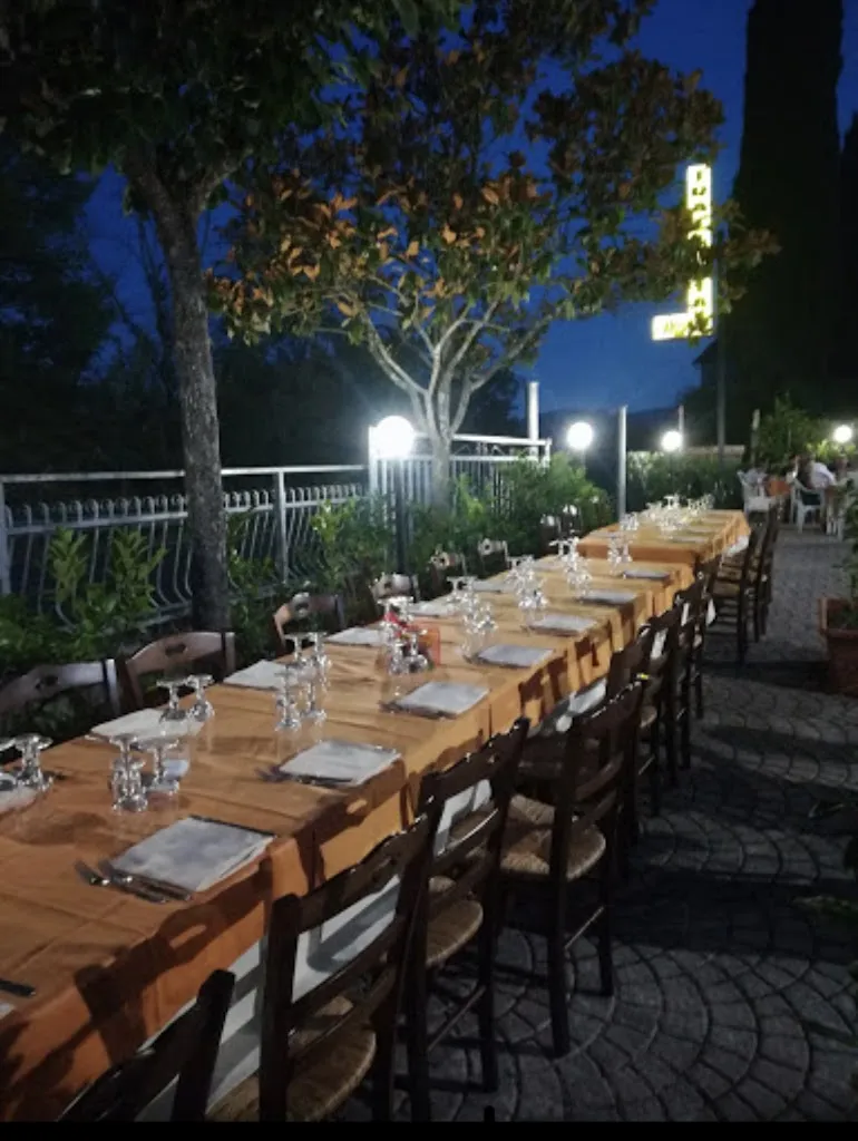 Trattoria L'Articolo restaurant in Stroncone