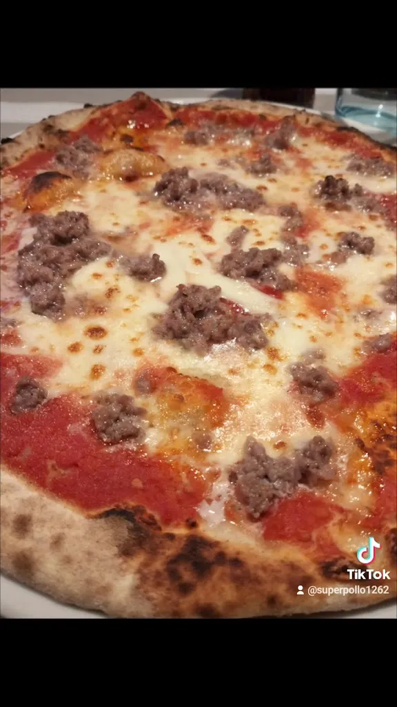 de Carolis - Pizzeria and Restaurant_Torgiano_slider_image_2