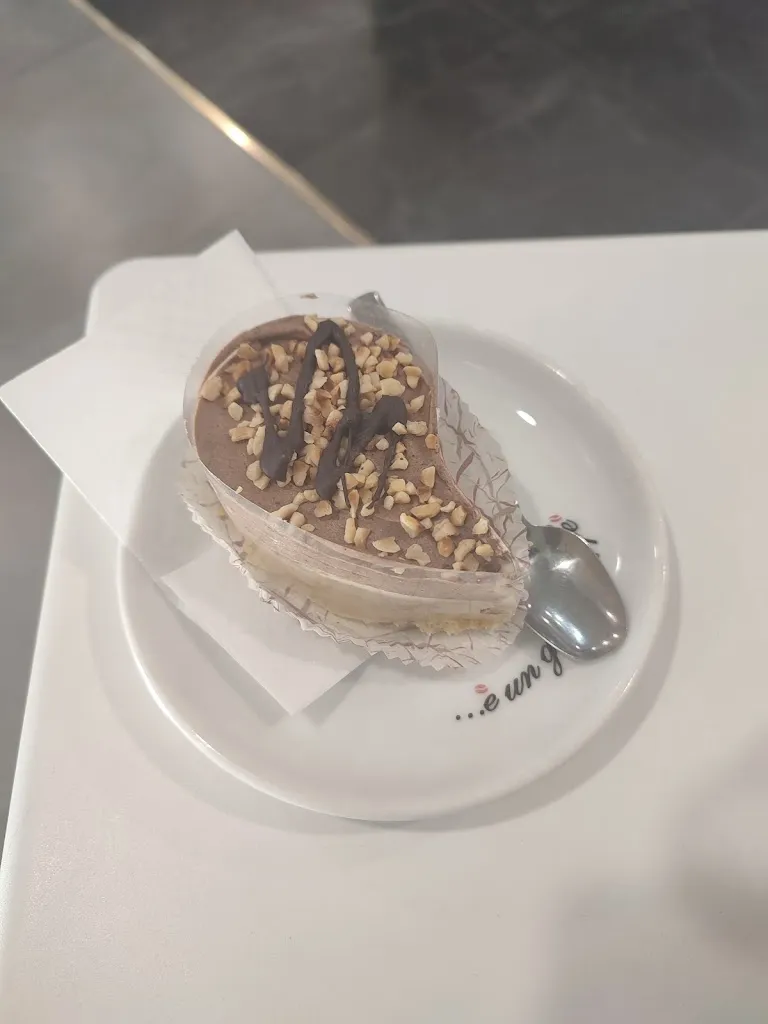 Clizia Celeste Di Stefano_Coffeè House_Torgiano_review