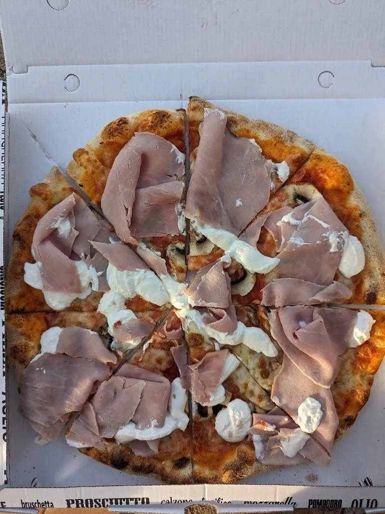 Rob Mosh_Pizzeria Domn Silvio_Valfabbrica_recensione