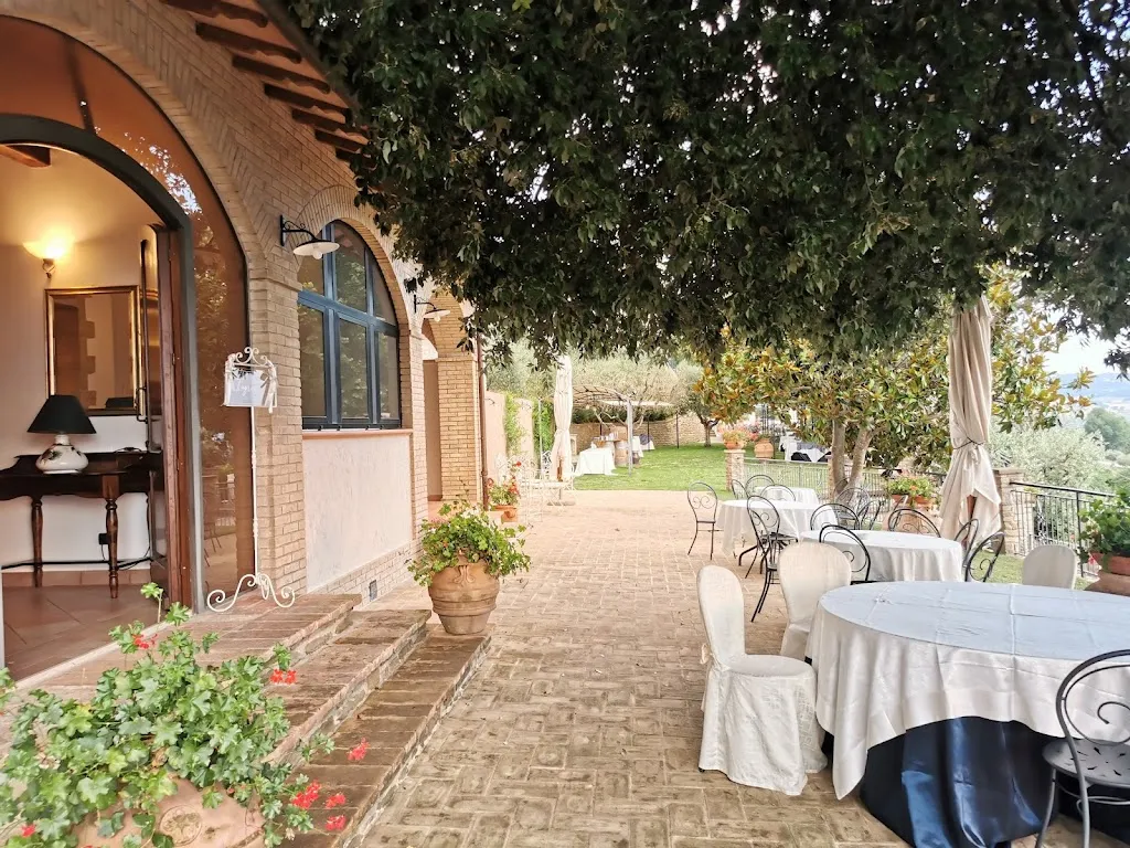 Ristorante Il Poggio_Valfabbrica_slider_image_1