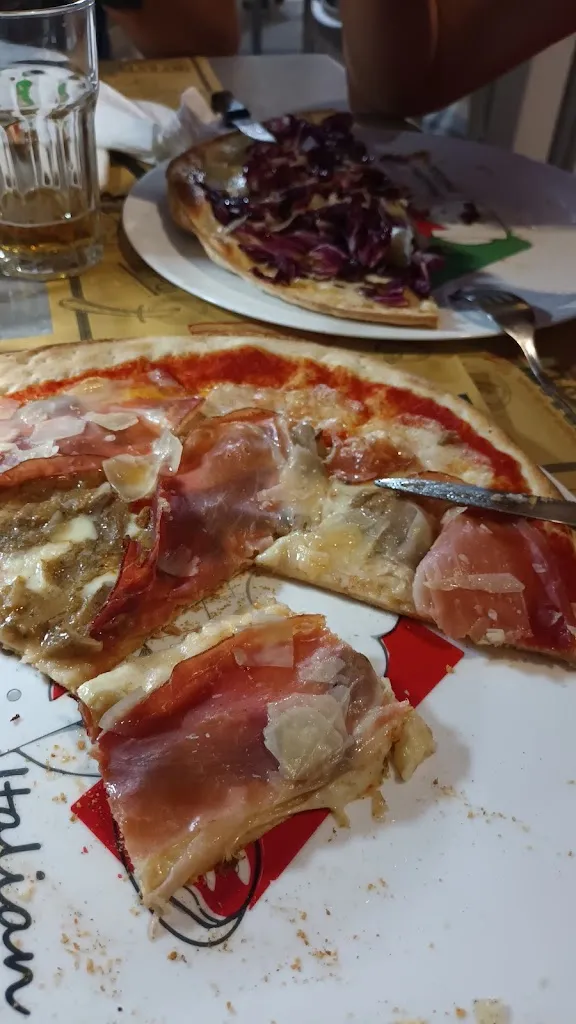 Paolo Sini_Pizz'in Piazza di Notari Angelo_Valfabbrica_review