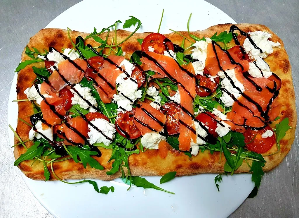 Pizz'in Piazza di Notari Angelo_Valfabbrica_slider_image_1