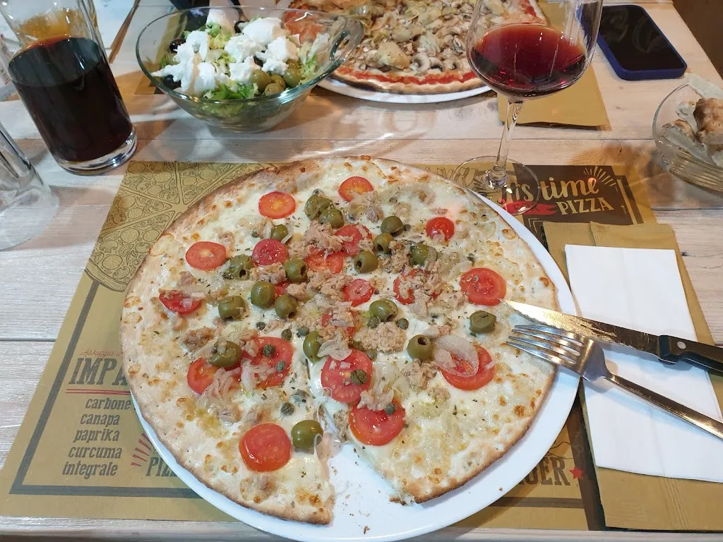 Pizz'in Piazza di Notari Angelo_Valfabbrica_slider_image_3