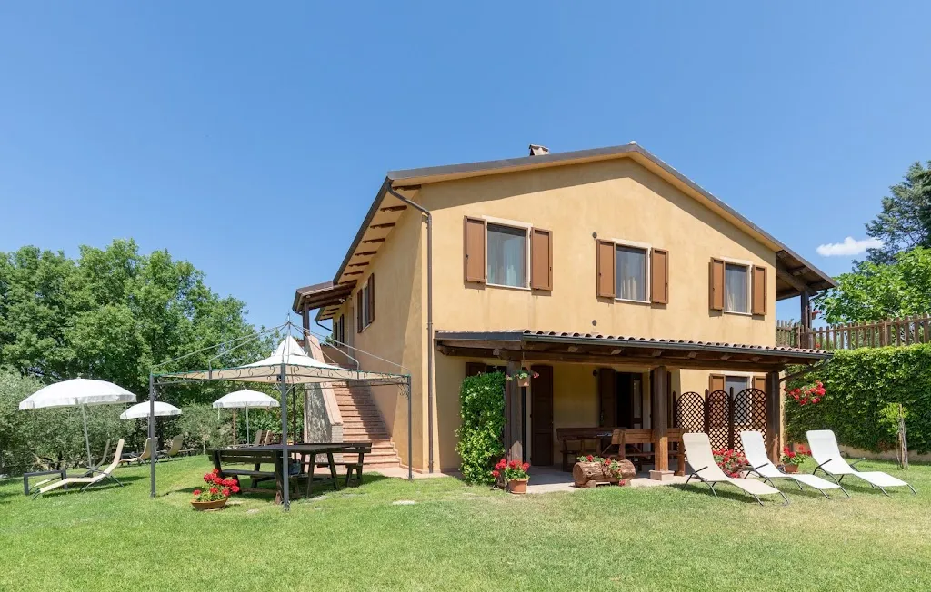 Agriturismo le Dolci Colline restaurant in Valfabbrica