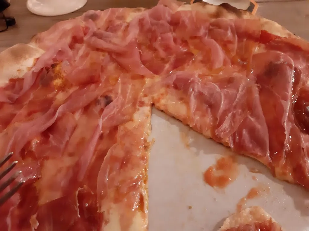 Gabriele Bozzola_Kruská_Agna_review