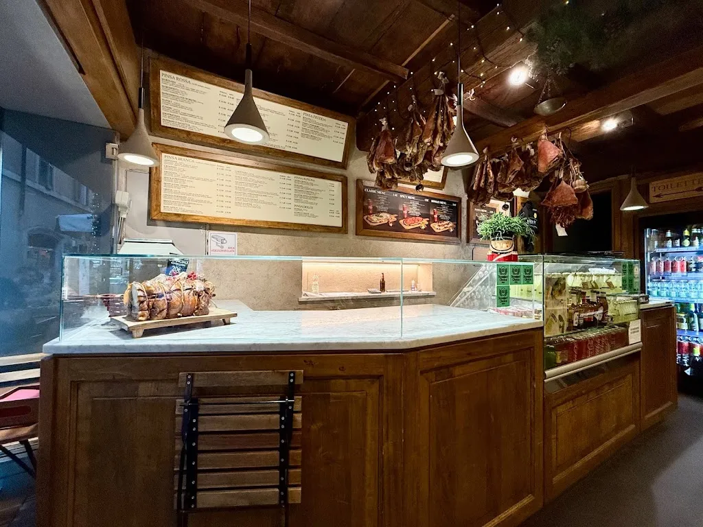 Pinsitaly Trevi_Trevi_slider_image_3