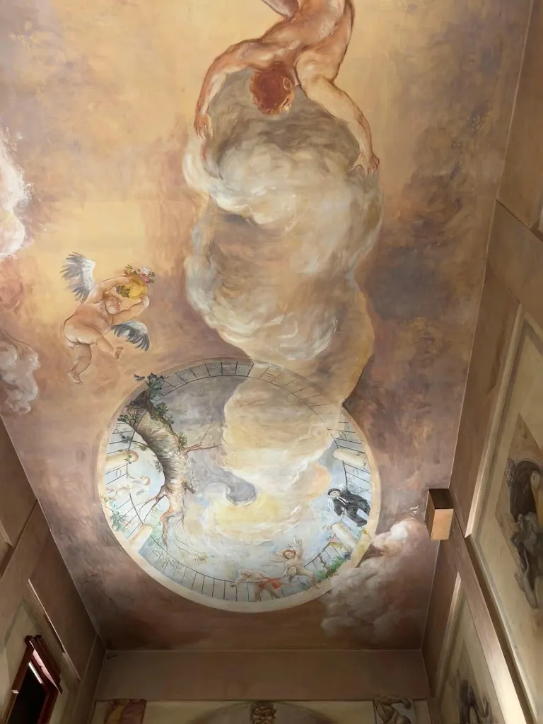 Jordan Sablin_Sacro e Profano Trevi_Trevi_review