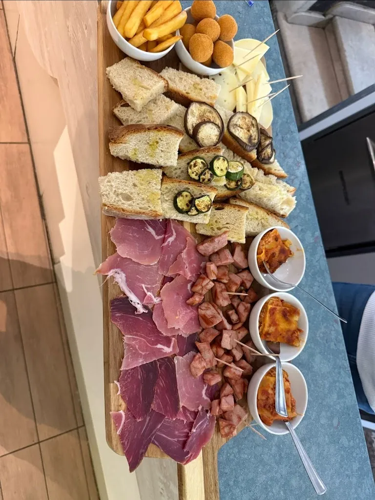 Porta Pia Bollicine_Castel di Sangro_slider_image_3