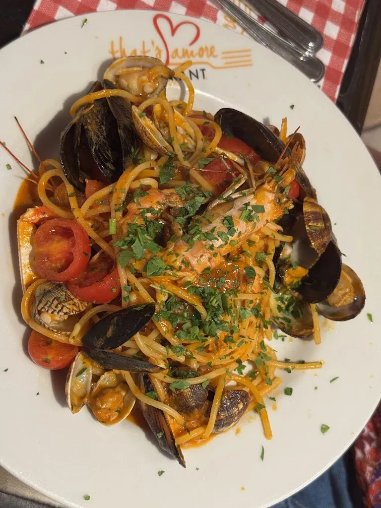 E T_That's Amore Restaurant_Trevi_review