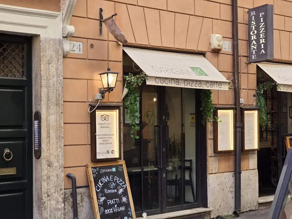 Origano Trevi restaurant in Trevi