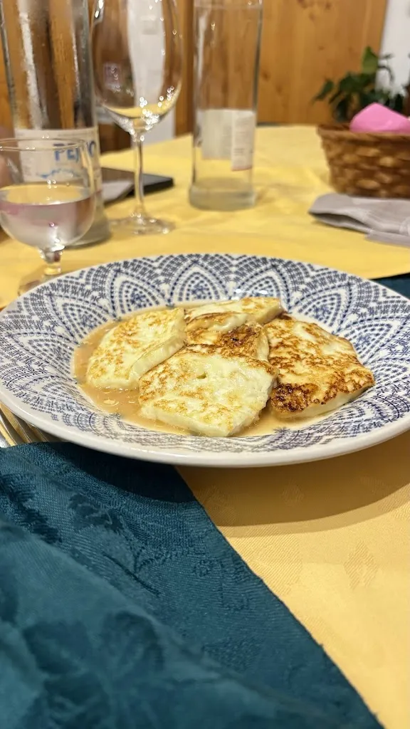 Annita Maharani Kamil_Carla's Bar Restaurant_Agordo_review