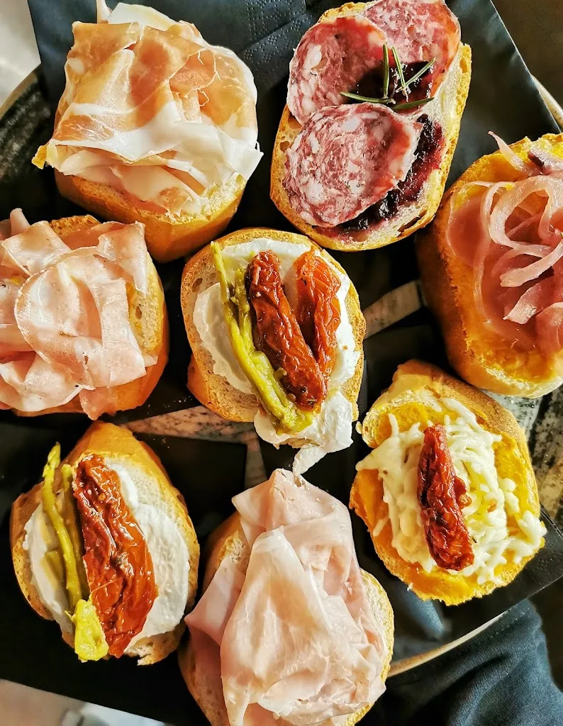 ORONERO soft_pub_Agordo_slider_image_3