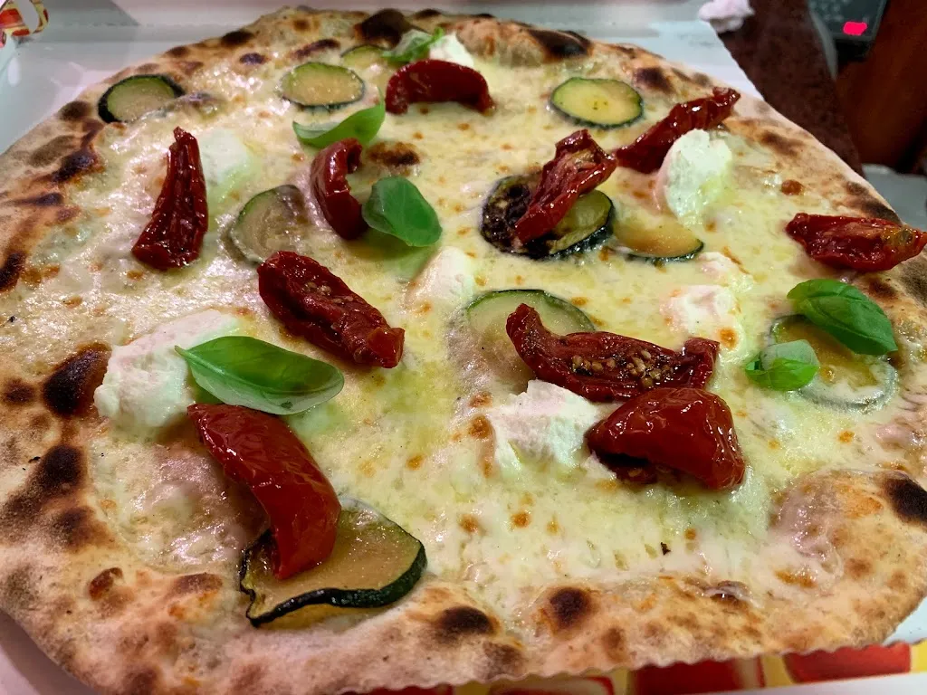 Pizzeria Da Meto_Agordo_slider_image_2