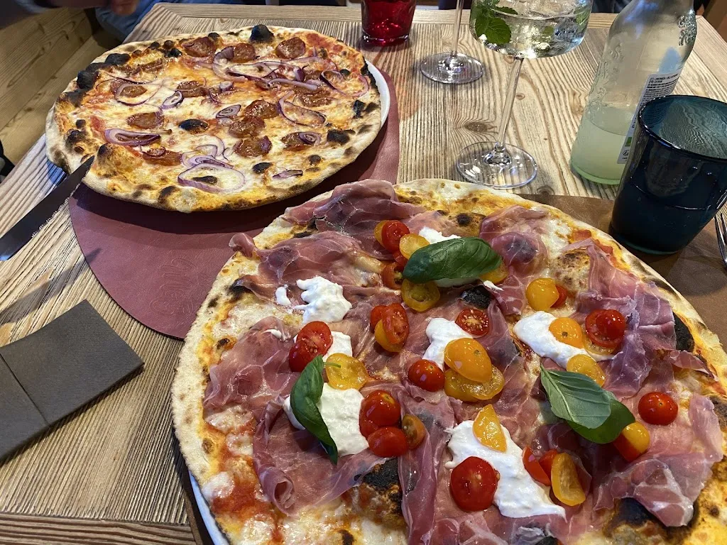 Pizzeria Da Meto_Agordo_slider_image_3