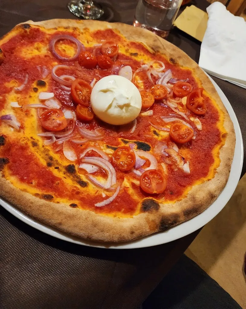 Warren Frye_Ristorante Pizzeria Agordina di Laghi & C. S.n.c._Agordo_review