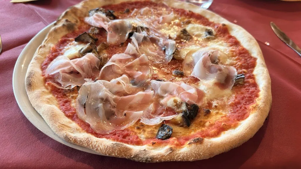 Ristorante Pizzeria Agordina di Laghi & C. S.n.c._Agordo_slider_image_3