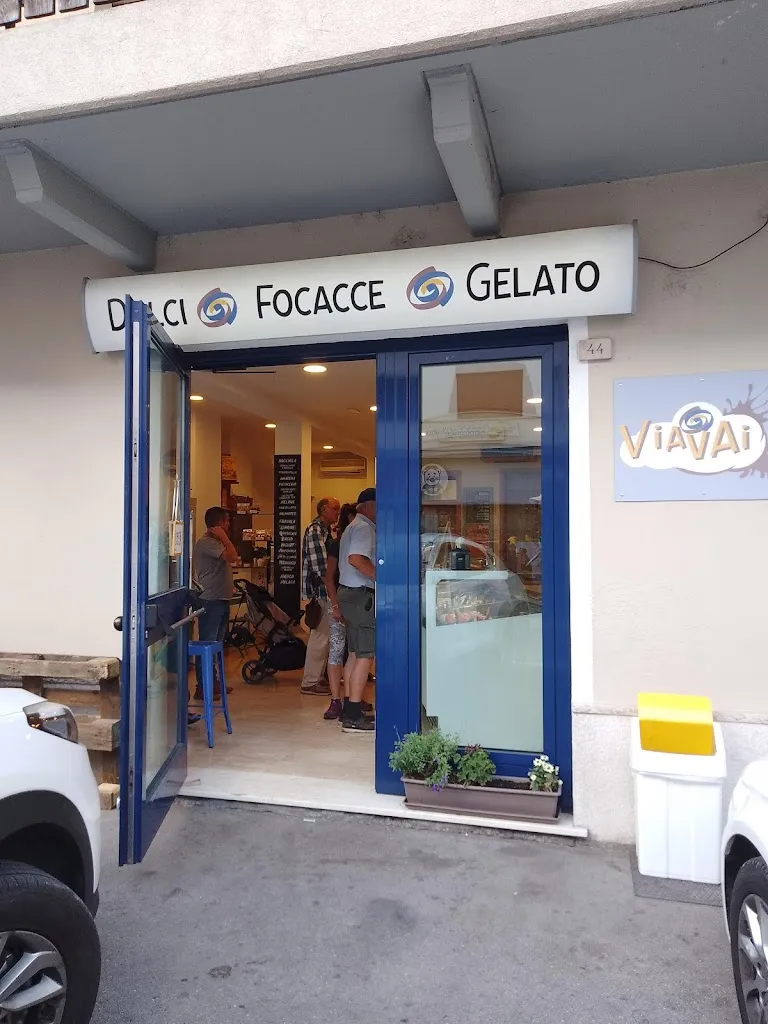 VIAVAI Dolci Focacce Gelato restaurant in Agordo