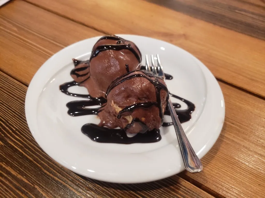 Lisa Varzari_Fabbrica in Pedavena Valle Agordina_Agordo_Bewertung