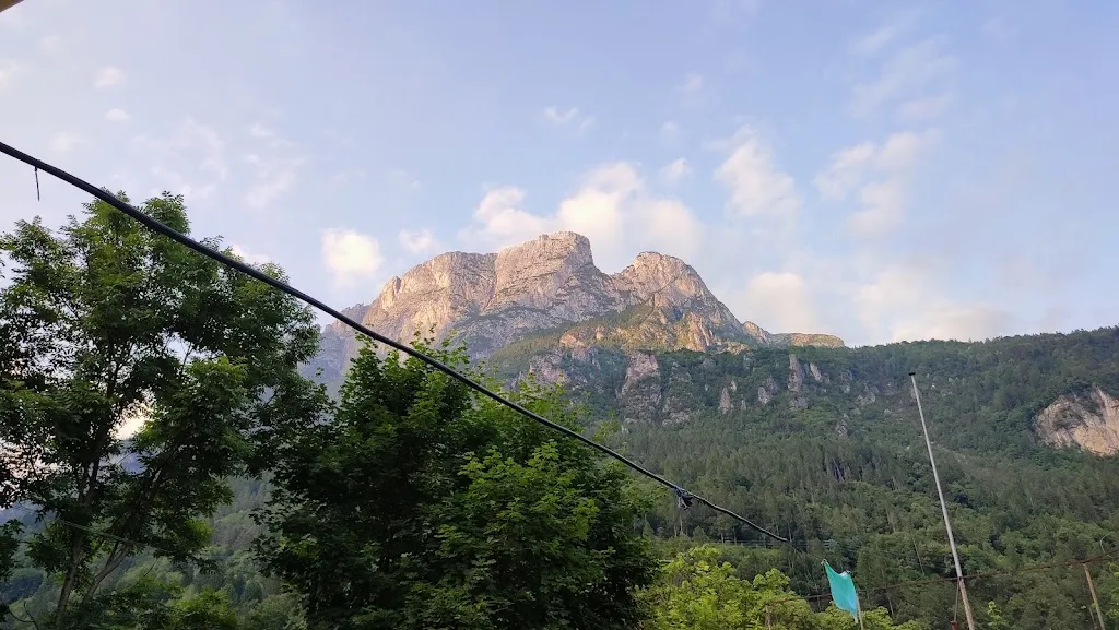 Niklas Schuon_Bar La Tana Delle Birbe_Agordo_review