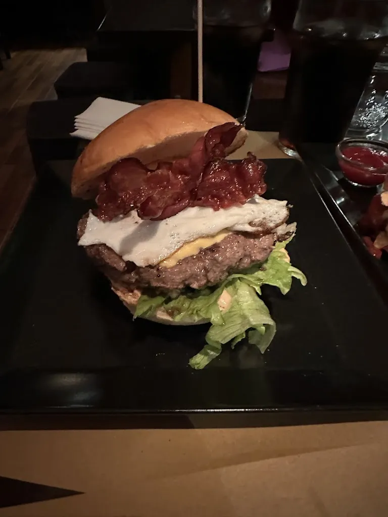 Menü_Orso Hamburgeria_Adria_Bild_5