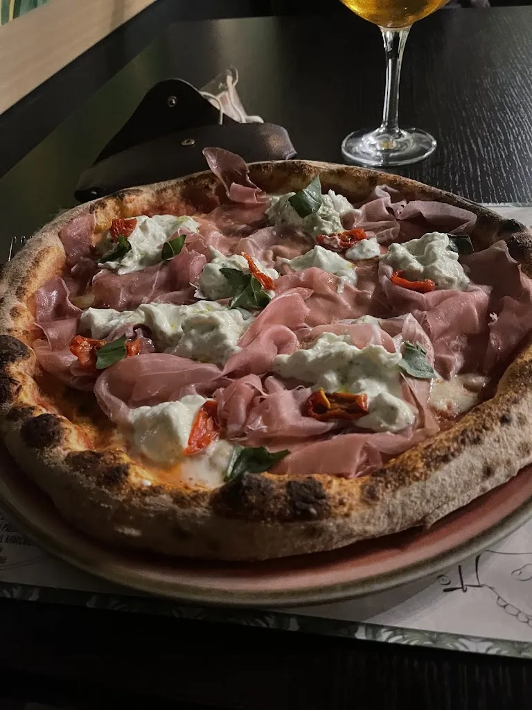 Menu_Pizzeria Veneta - Tutto il Veneto su una pizza!_Adria_immagine_8